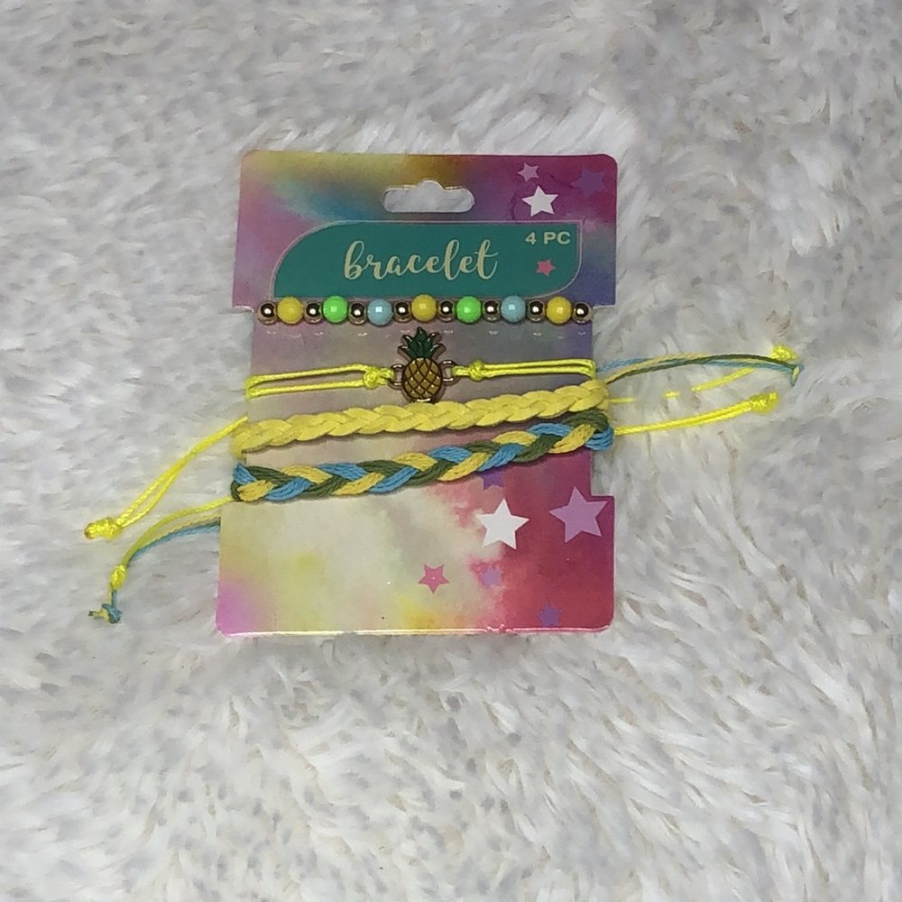 Pineapple 🍍 Bracelet Pack of 4